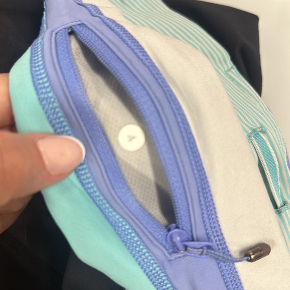 Lululemon women black straight leg elastic waist mid calf legging 4 - Picture 7 of 7